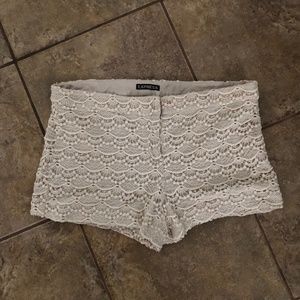 EXPRESS Woven Pattern Mid-High Waist Shorts